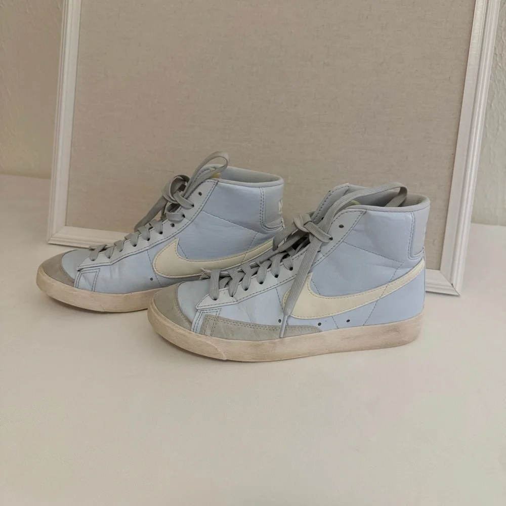 Women's Nike Blazer Mid '77 Next Nature Blue Tint/Summit White great condition - Picture 8 of 12